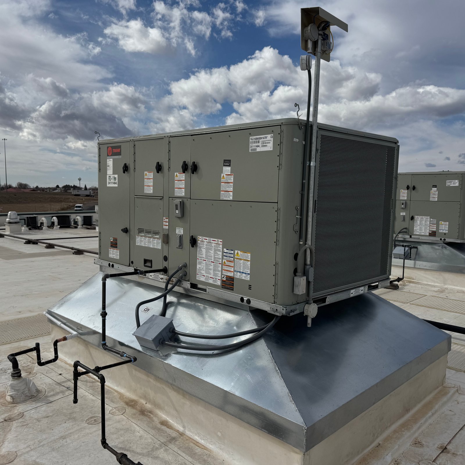 An Air Dynamics technician delivering professional HVAC services in Tulsa.